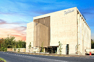 Radisson Petra La Dehesa Hotel Santiago Exterior foto